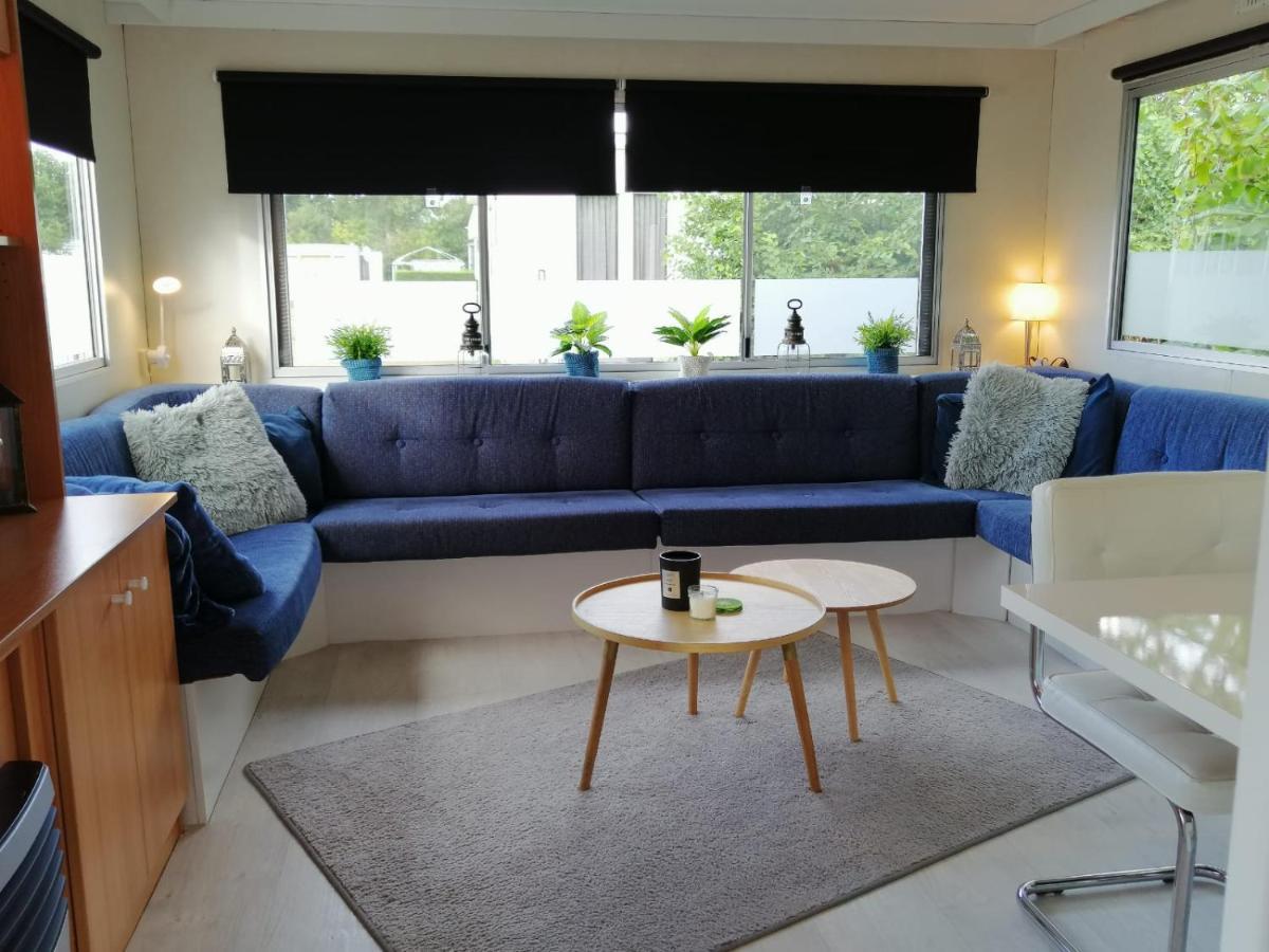 Stacaravan Op 5 Sterren Vakantiepark De Kuilart Friesland Aan Het Meer Met Zwembad 5P 237 Koudum Ngoại thất bức ảnh