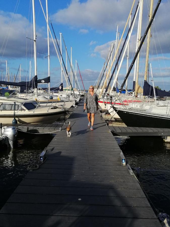 Stacaravan Op 5 Sterren Vakantiepark De Kuilart Friesland Aan Het Meer Met Zwembad 5P 237 Koudum Ngoại thất bức ảnh